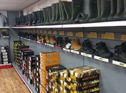 Retail Shelving East Anglia Workwear