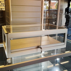 Aluminium Frame Glass Countertop Showcase