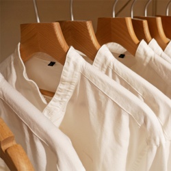 Bulk Buy Clothes Hangers