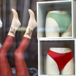 Female Body Parts & Torso Mannequins